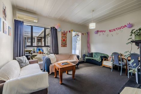 Photo of property in 9 Clyde Street, North Dunedin, Dunedin, 9016