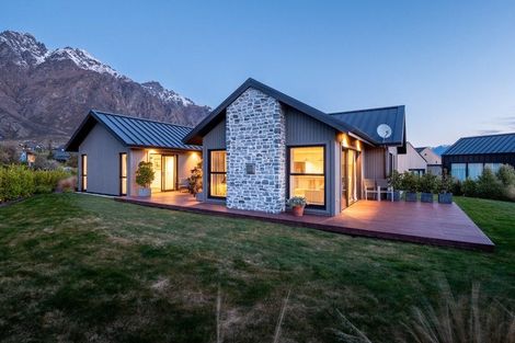 Photo of property in 64 Jacks Point Rise, Jacks Point, Queenstown, 9371