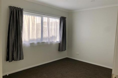 Photo of property in 4 Pureora Place, Clendon Park, Auckland, 2103