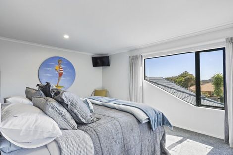 Photo of property in 49 Shelter Grove, Frankleigh Park, New Plymouth, 4310