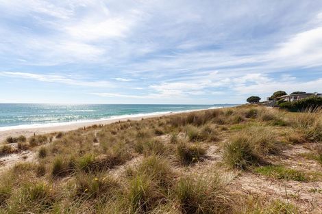Photo of property in 24b Karewa Parade, Papamoa Beach, Papamoa, 3118