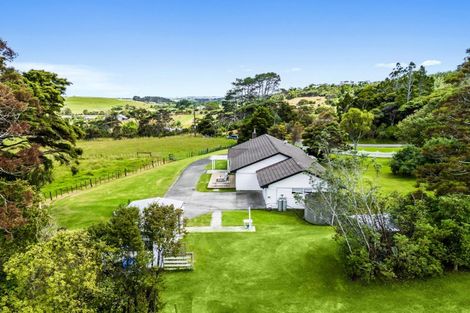 Photo of property in 286 Muriwai Valley Road, Muriwai, Waimauku, 0881