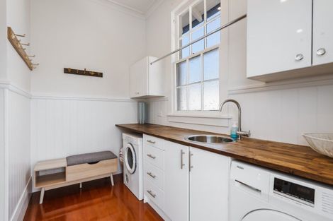 Photo of property in 16 Wolfe Street, Regent, Whangarei, 0112