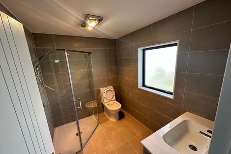 Photo of property in 6 Nagra Lane, Papakura, 2110