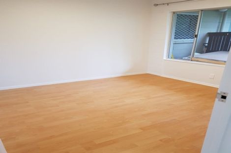 Photo of property in 1/72l Kitchener Road, Milford, Auckland, 0620