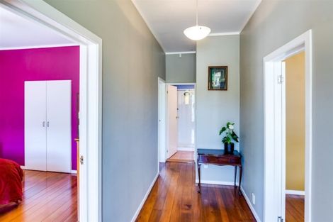 Photo of property in 21 Carnell Street, Napier South, Napier, 4110