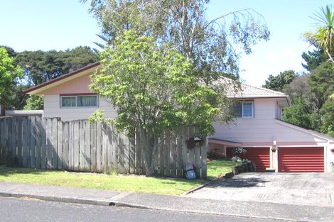 Photo of property in 17 Cunliffe Place, Glenfield, Auckland, 0629