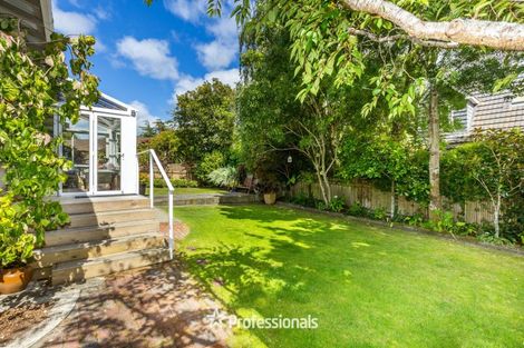 Photo of property in 30 Gloucester Street, Silverstream, Upper Hutt, 5019