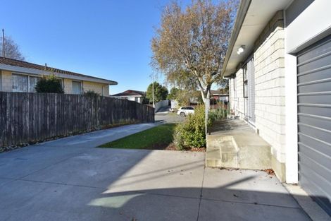 Photo of property in 1/5 James Condon Place, Redwood, Christchurch, 8051