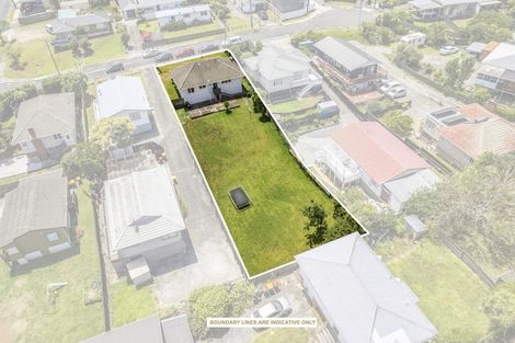 Photo of property in 3 Adriatic Avenue, Henderson, Auckland, 0612