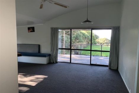 Photo of property in 23 James Paige Lane, Riverhead, Albany, 0793