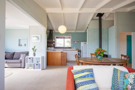 Photo of property in 32 Taipari Avenue, Raglan, 3225