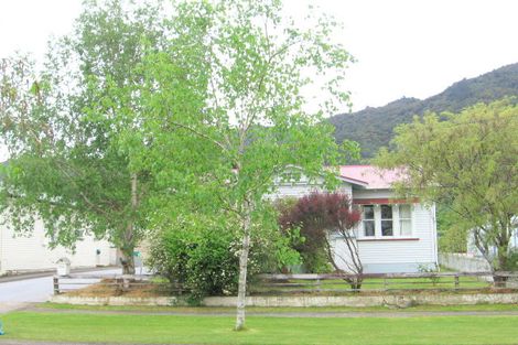 Photo of property in 6 Emerson Street, Te Aroha, 3320