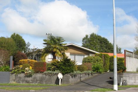 Photo of property in 25 Tainui Terrace, Inglewood, 4330