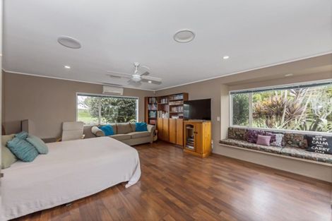 Photo of property in 500 Whitehills Road, Waitoki, Silverdale, 0994