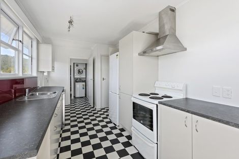 Photo of property in 15 Bird Grove, Stokes Valley, Lower Hutt, 5019