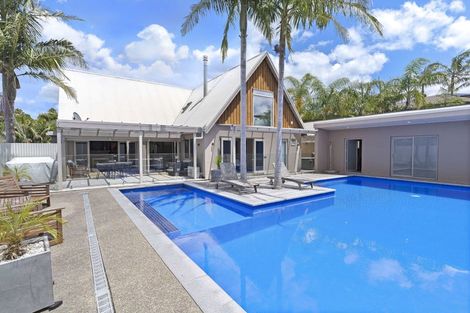 Photo of property in 6 Commodore Court, Gulf Harbour, Whangaparaoa, 0930