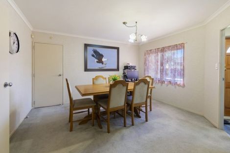 Photo of property in 14 Emmerdale Avenue, Papakura, 2110