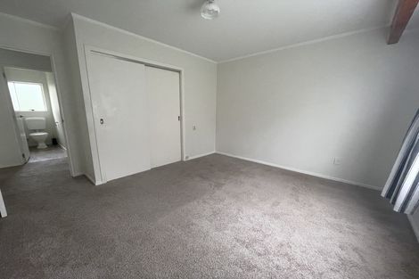 Photo of property in 5 Mira Place, Windsor Park, Auckland, 0632