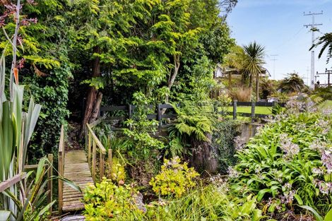 Photo of property in 878 Oeo Road, Auroa, Hawera, 4678