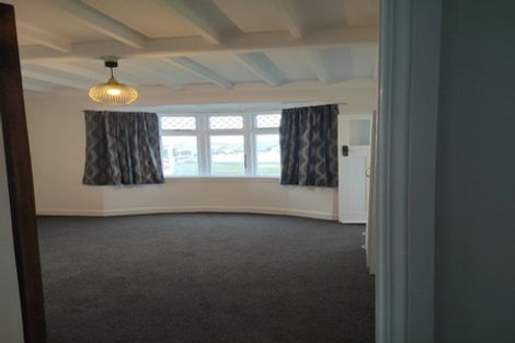 Photo of property in 145 Rongotai Road, Kilbirnie, Wellington, 6022