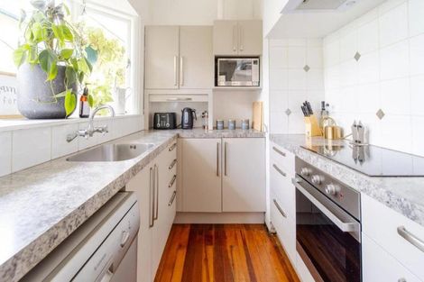 Photo of property in 37 Mowhanau Drive, Kai Iwi, Whanganui, 4574