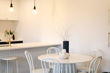 Photo of property in 1 Mangatainoka Lane, Awapuni, 4412