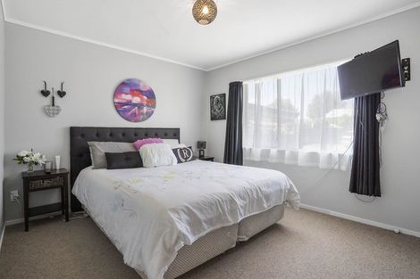 Photo of property in 30a Hartford Avenue, Papamoa Beach, Papamoa, 3118