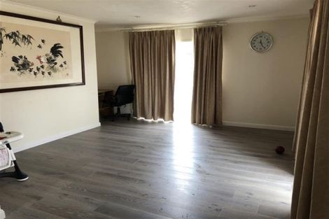 Photo of property in 13 Belcoo Crescent, East Tamaki, Auckland, 2013