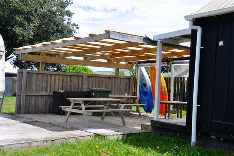 Photo of property in 429 Seaforth Road, Bowentown, Waihi Beach, 3177