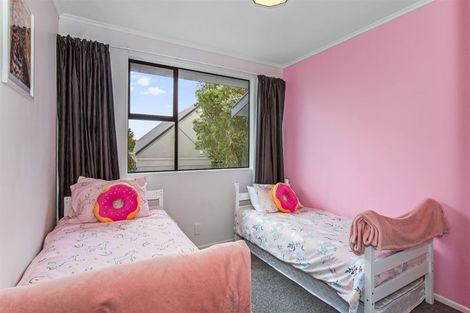 Photo of property in 10 Sombrero View, Ascot Park, Porirua, 5024