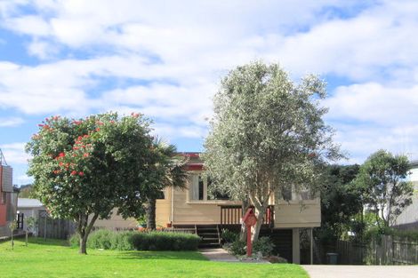 Photo of property in 39 Oceanview Road, Mount Maunganui, 3116