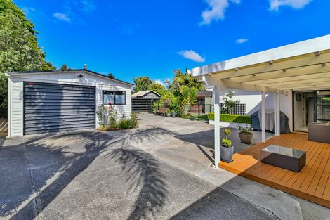 Photo of property in 2 The Spinney, Pahurehure, Papakura, 2113