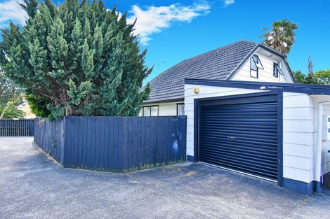 Photo of property in 1/100 Wattle Farm Road, Wattle Downs, Auckland, 2103