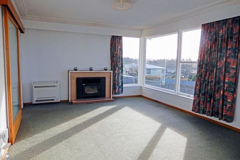 Photo of property in 11 Arrow Crescent, Holmes Hill, Oamaru, 9401