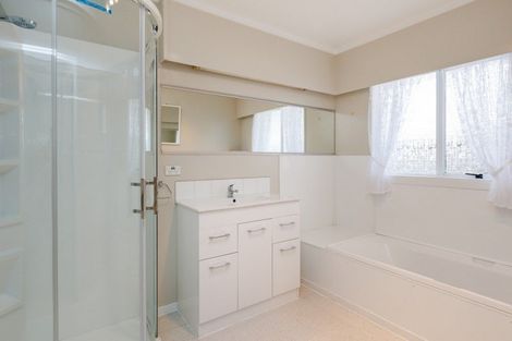 Photo of property in 12a Cecil Place, Cloverlea, Palmerston North, 4412