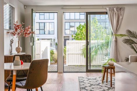 Photo of property in 117 Tarapuka Road, Westgate, Auckland, 0814