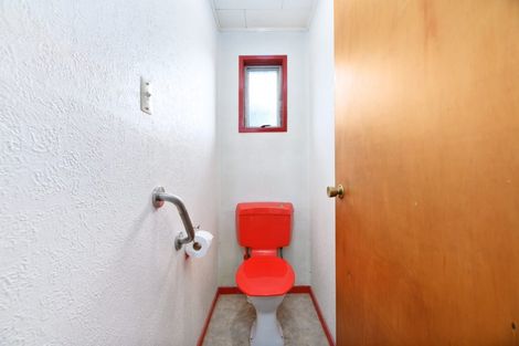 Photo of property in 31 Mawney Road, Henderson, Auckland, 0610