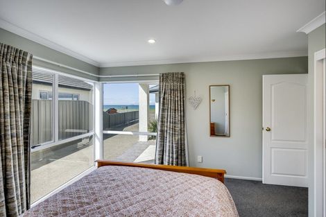 Photo of property in 120 North Shore Road, Eskdale, Napier, 4182