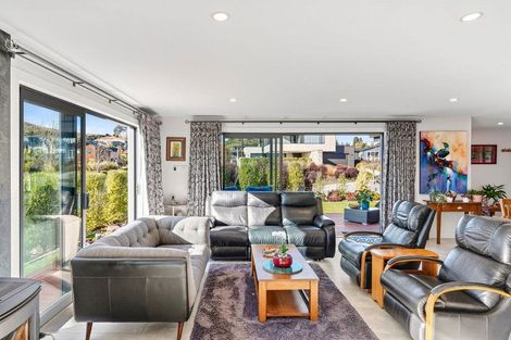 Photo of property in 23 Kereru Crescent, Wanaka, 9305