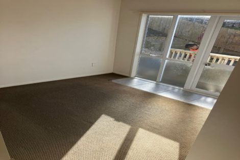 Photo of property in 8 Greenridge Court, Glenfield, Auckland, 0629