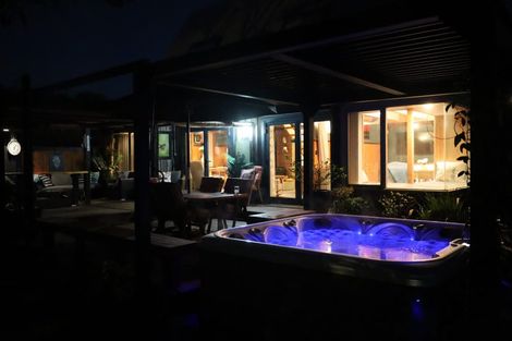 Photo of property in 30 Motiti Road, Papamoa Beach, Papamoa, 3118