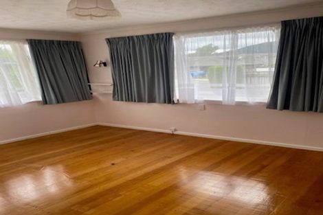 Photo of property in 45a Oxford Street, Tawa, Wellington, 5028