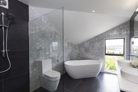 Photo of property in 5 Vanessa Crescent, Glendowie, Auckland, 1071