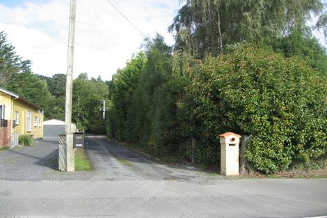 Photo of property in 166 Gladstone Road North, Mosgiel, 9024