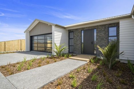 Photo of property in 1 Springwater Drive, Maewa, 4702