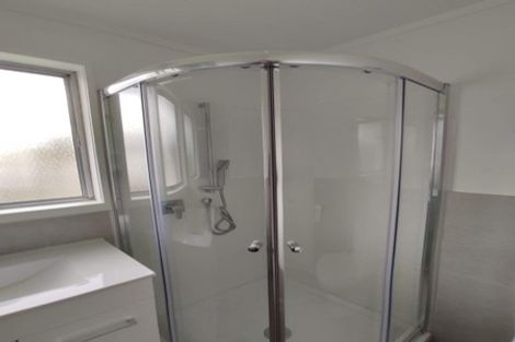 Photo of property in 1 Blanche Way, Half Moon Bay, Auckland, 2012