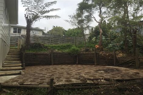 Photo of property in 4 Stallard Place, Glen Eden, Auckland, 0602