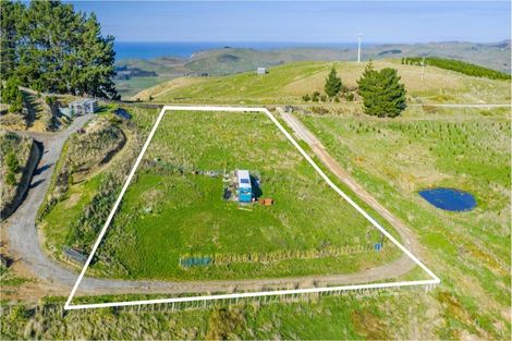 Photo of property in 668b Old Hill Road, Porangahau, 4291