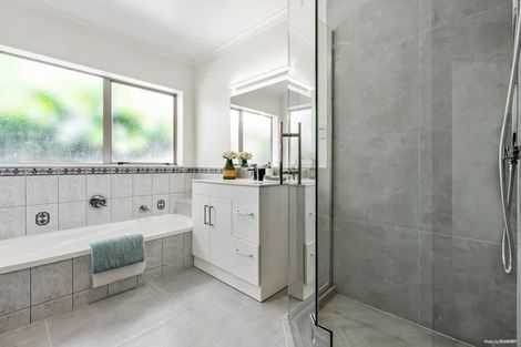 Photo of property in 11 Corfield Way, Burswood, Auckland, 2013